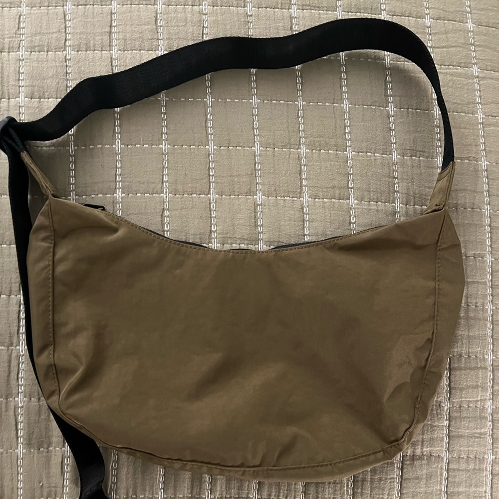 Baggu Medium Nylon Crescent Bag NWT